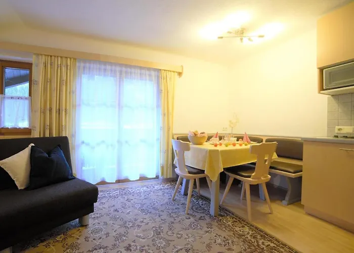 In Near Slopes Apartment